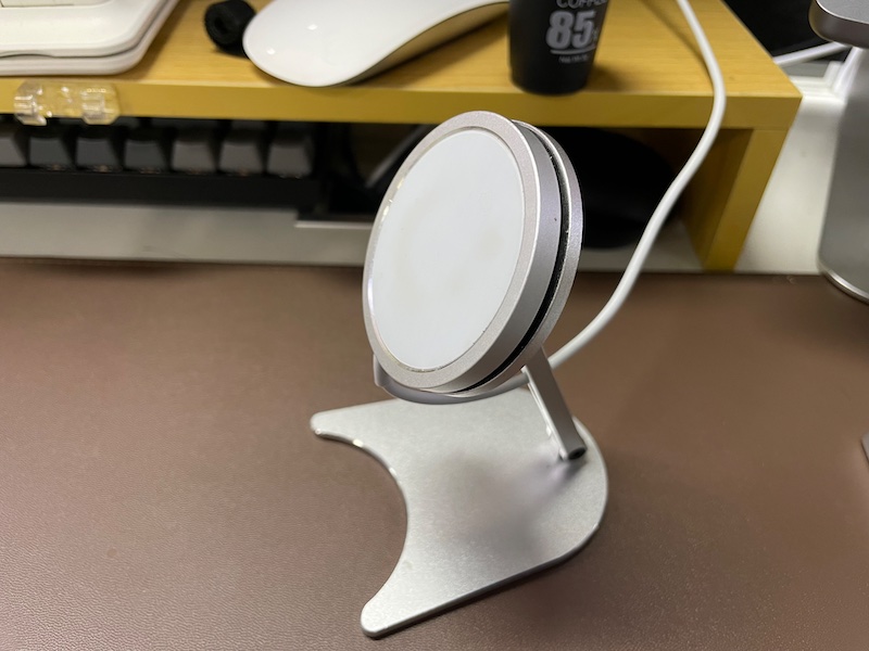 组装磁吸充电器